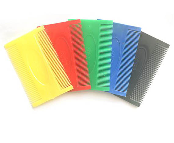 LICE COMB PLASTIC